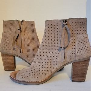 TOMS Tan Suede Microfiber Open Toe Booties size 7